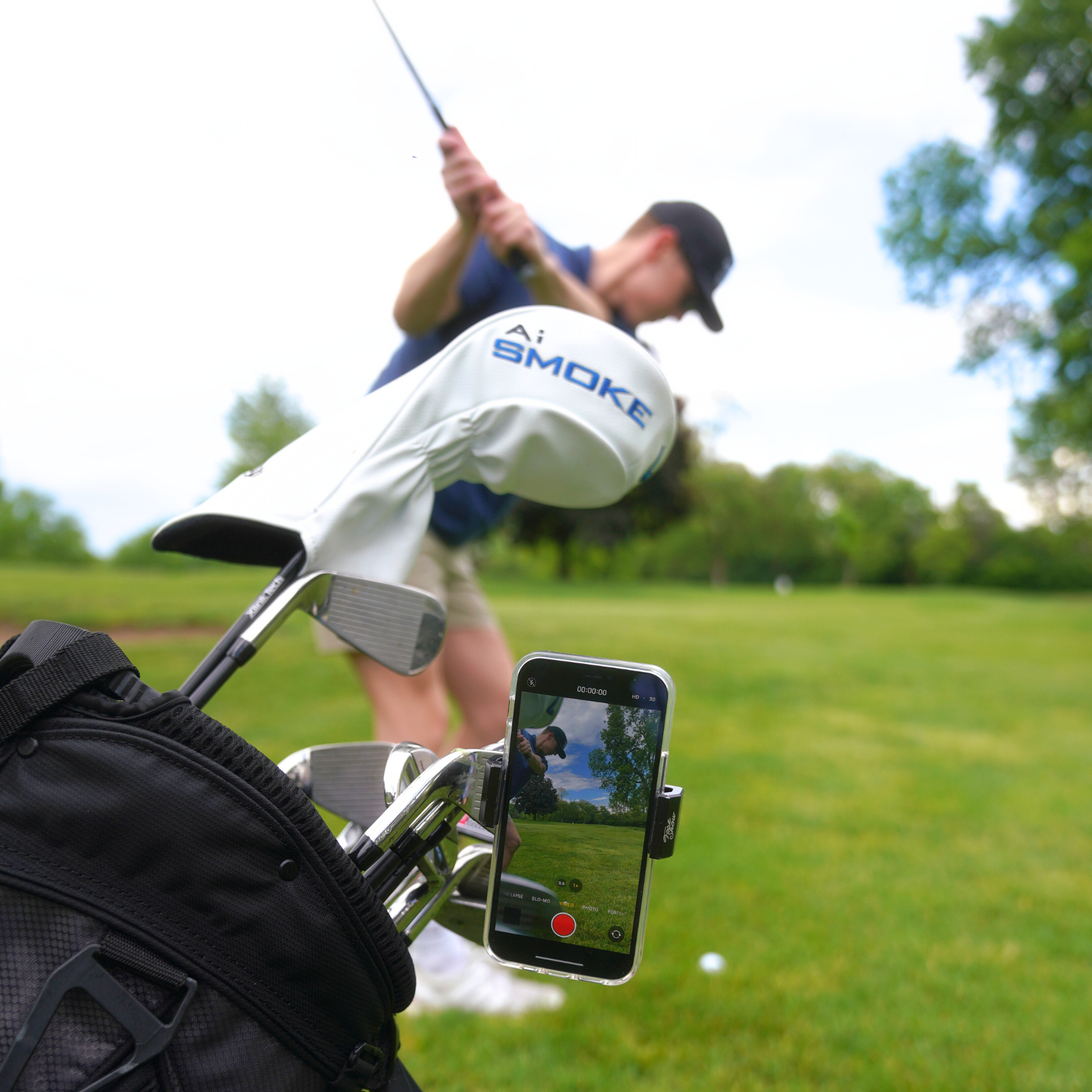 MAGNETIC PHONE CADDY