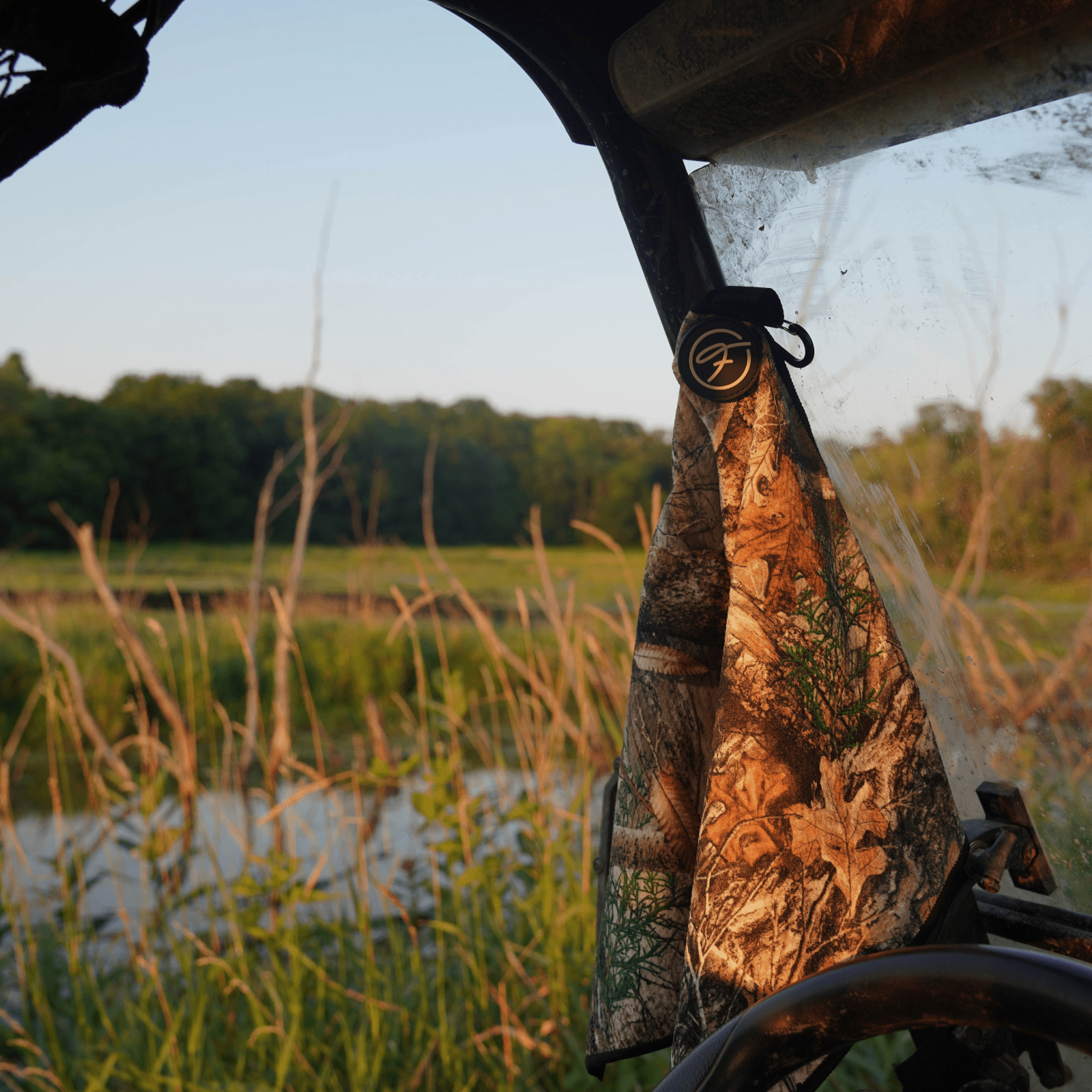 REALTREE MAGNETIC GOLF TOWEL