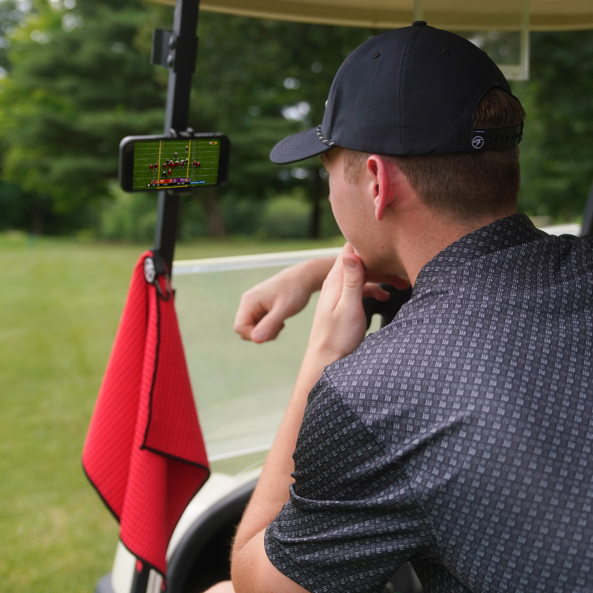MAGNETIC PHONE CADDY
