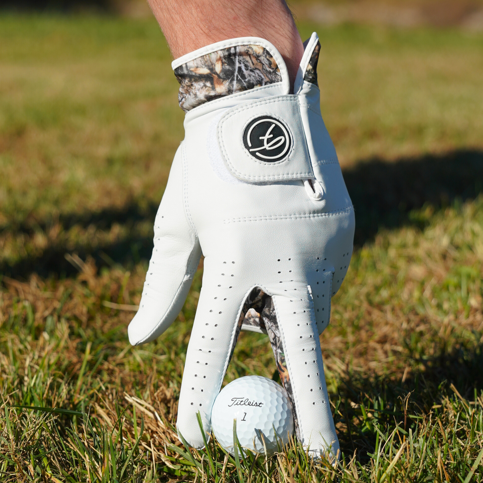 HUNTING CAMO GOLF GLOVE
