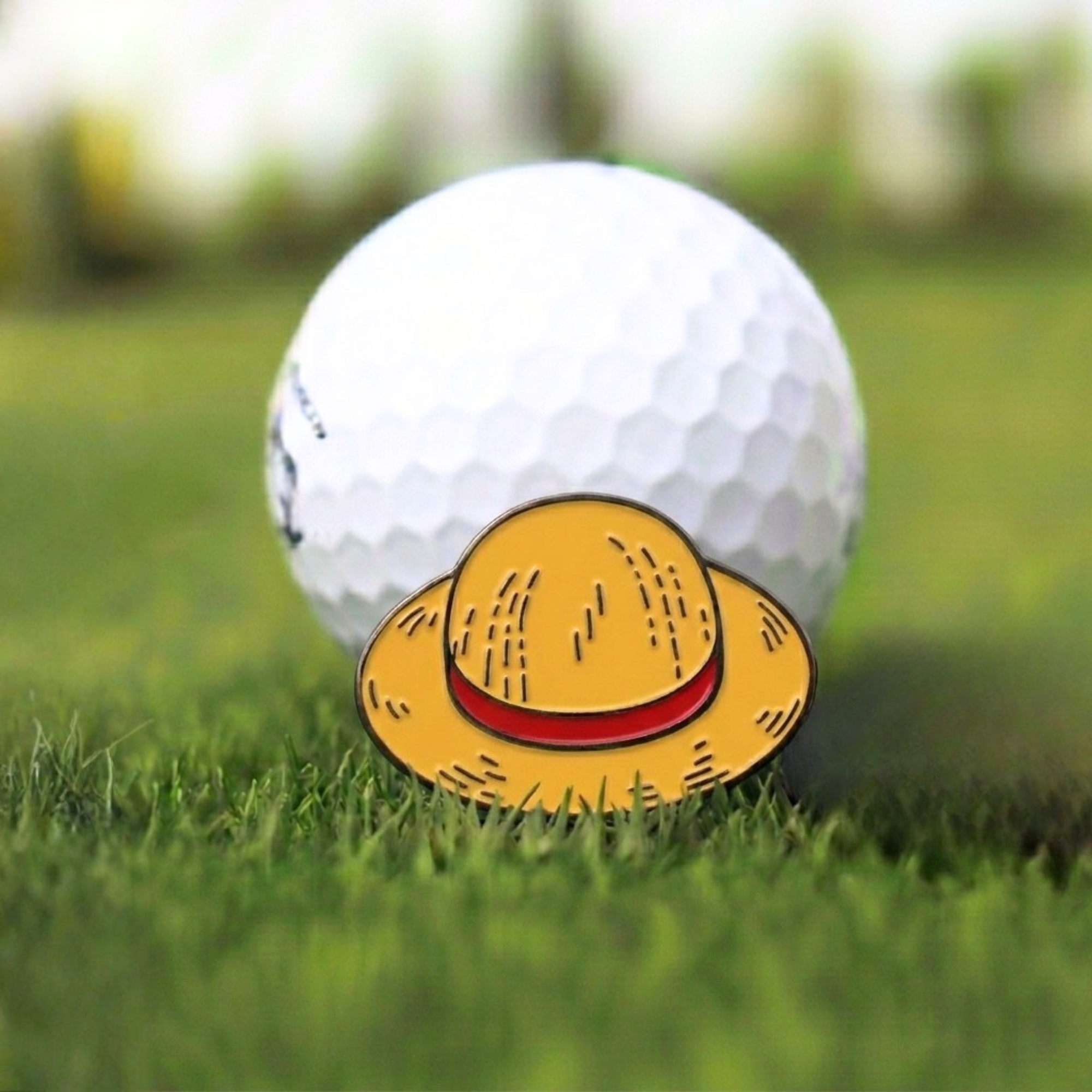 STRAW HAT BALL MARKER