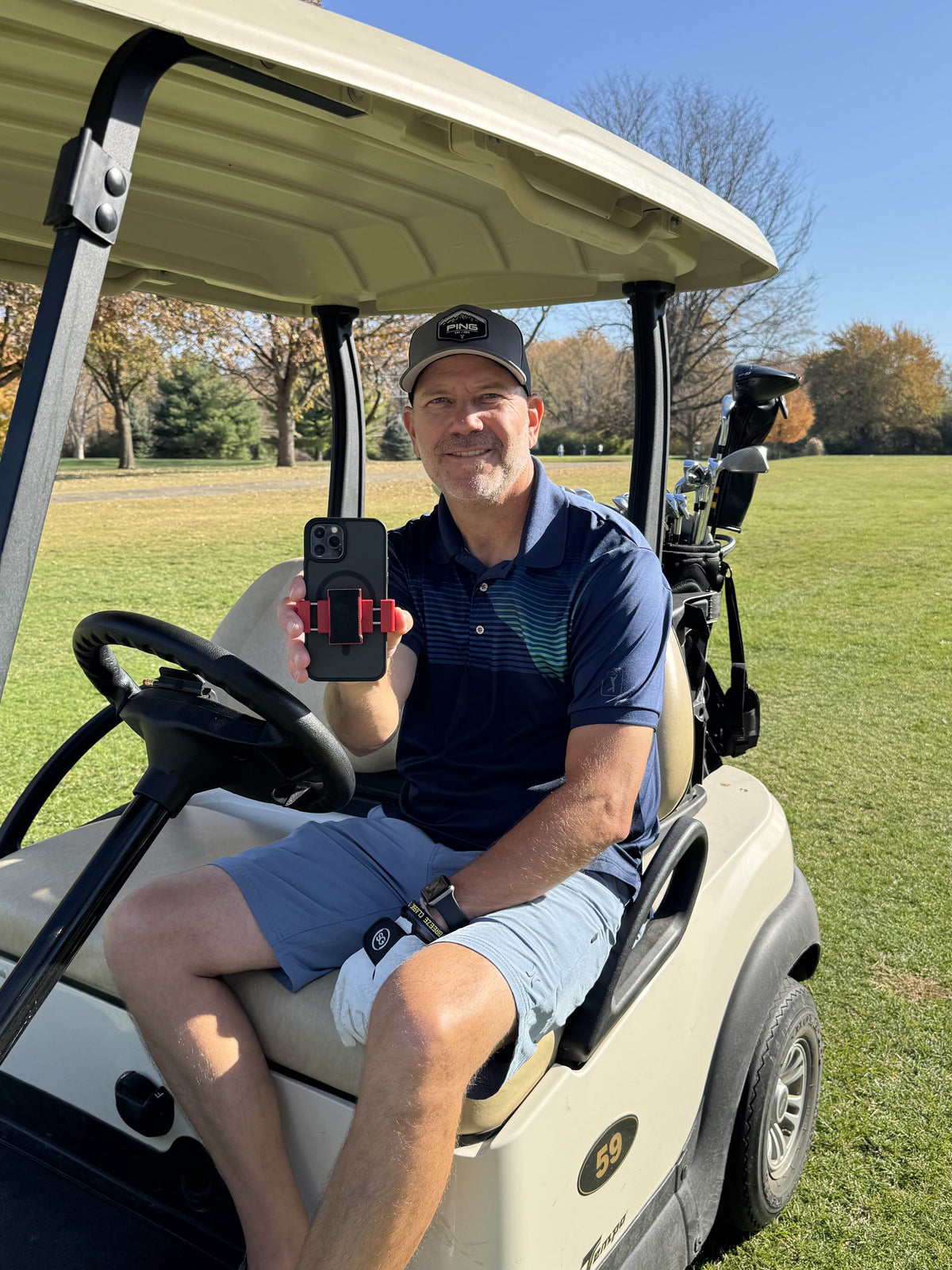 MAGNETIC PHONE CADDY